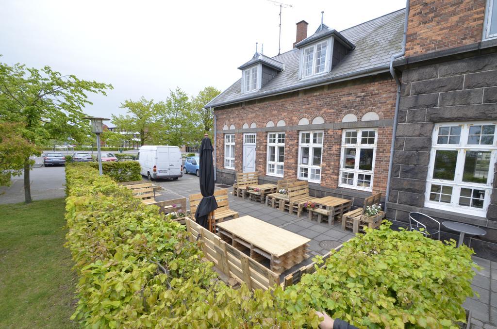 Hôtel Ronne H Extérieur photo